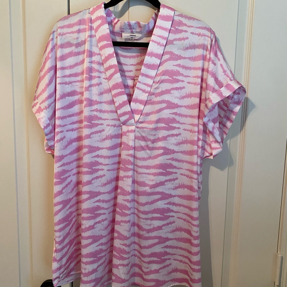 Entro Pink and White Zebra print blouse 2X plus size